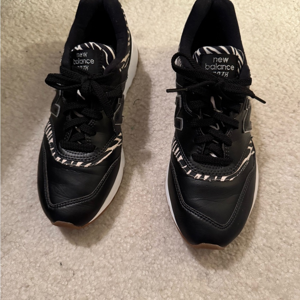 New Balance 997H Black and White Casual Sneakers